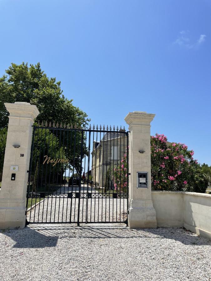 Chateau De Neyran Chambre D'Hotes & Spa Soulac-sur-Mer Bagian luar foto